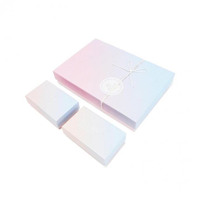パーソナライズド ピンク カードボード キャンディー 化粧品 化粧品 宝石 紙 ギフト 包装 ボックス ロゴ付き 0